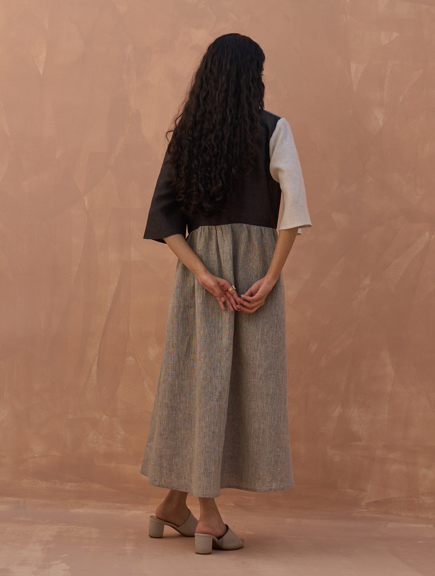 COLOUR-BLOCK LINEN DRESS