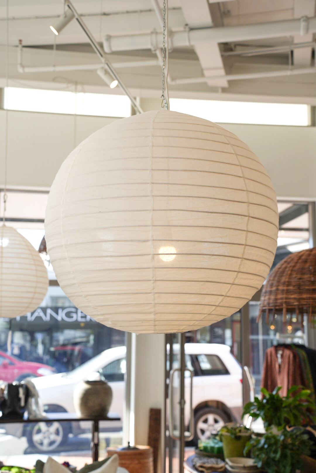 LINEN LIGHT SHADE | ROUND WHITE | LARGE