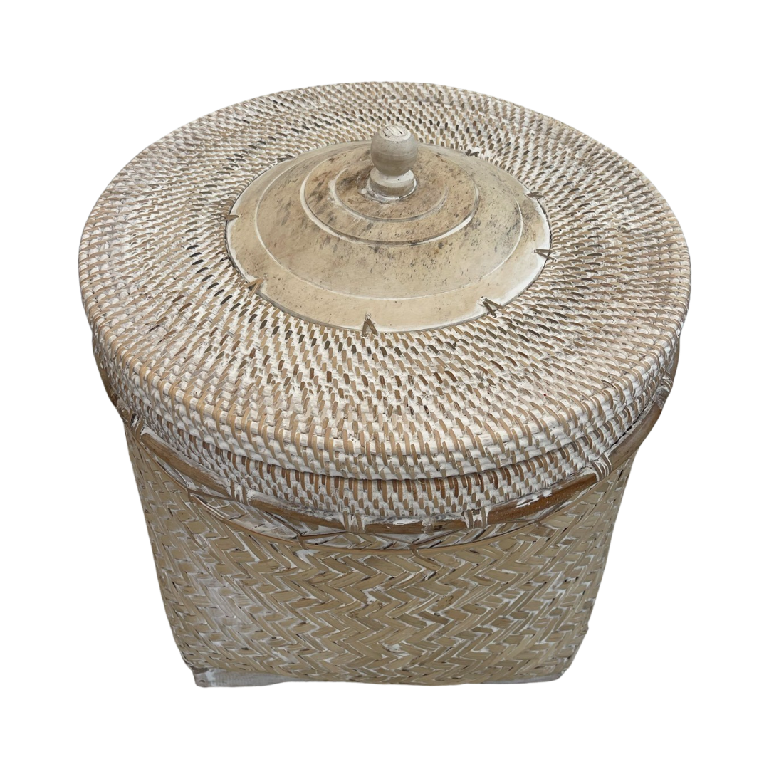 RATTAN BASKET SQAUT | WHITEWASH