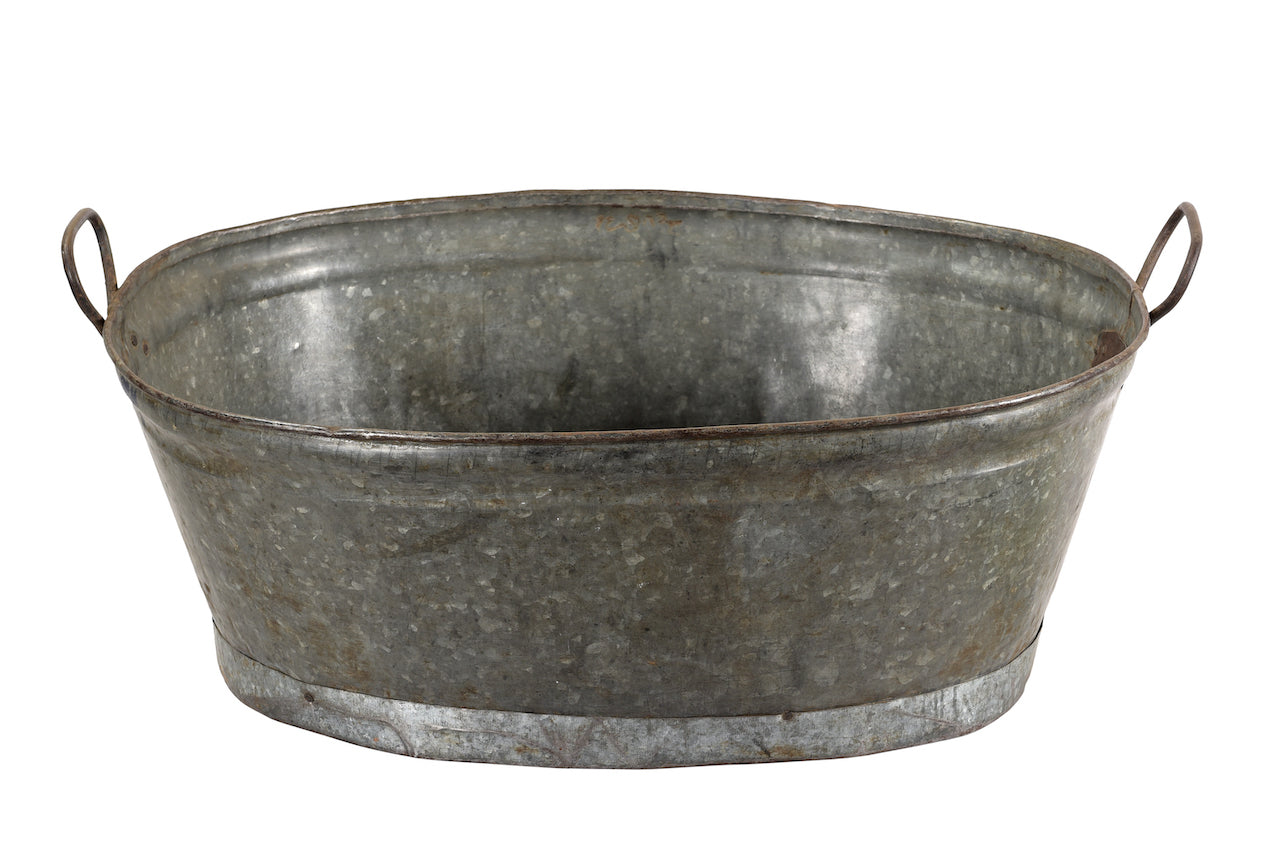 VINTAGE INDIAN IRON TUB