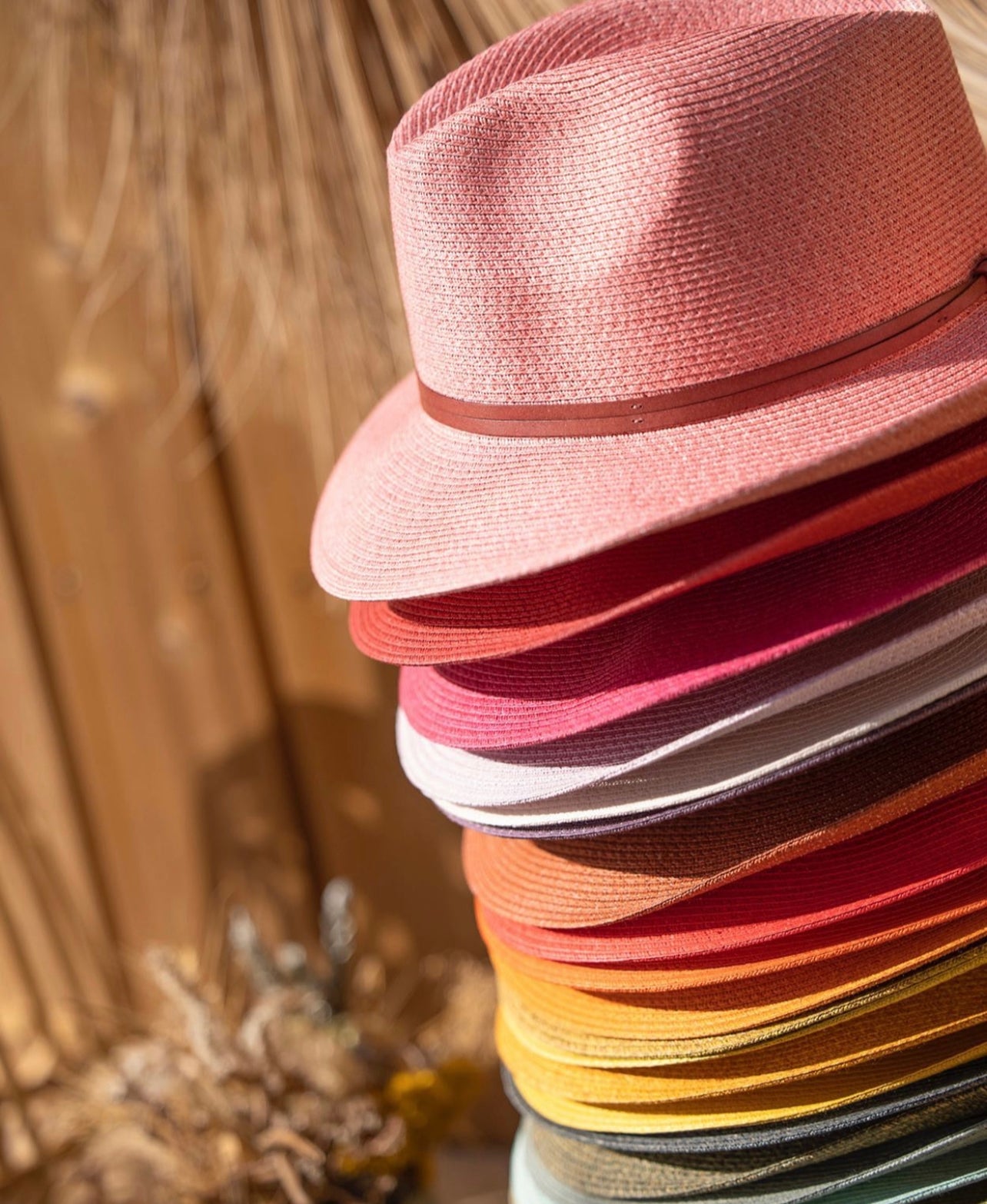 TRAVAUX EN COURS - BORSALINO HAT | ROUGE