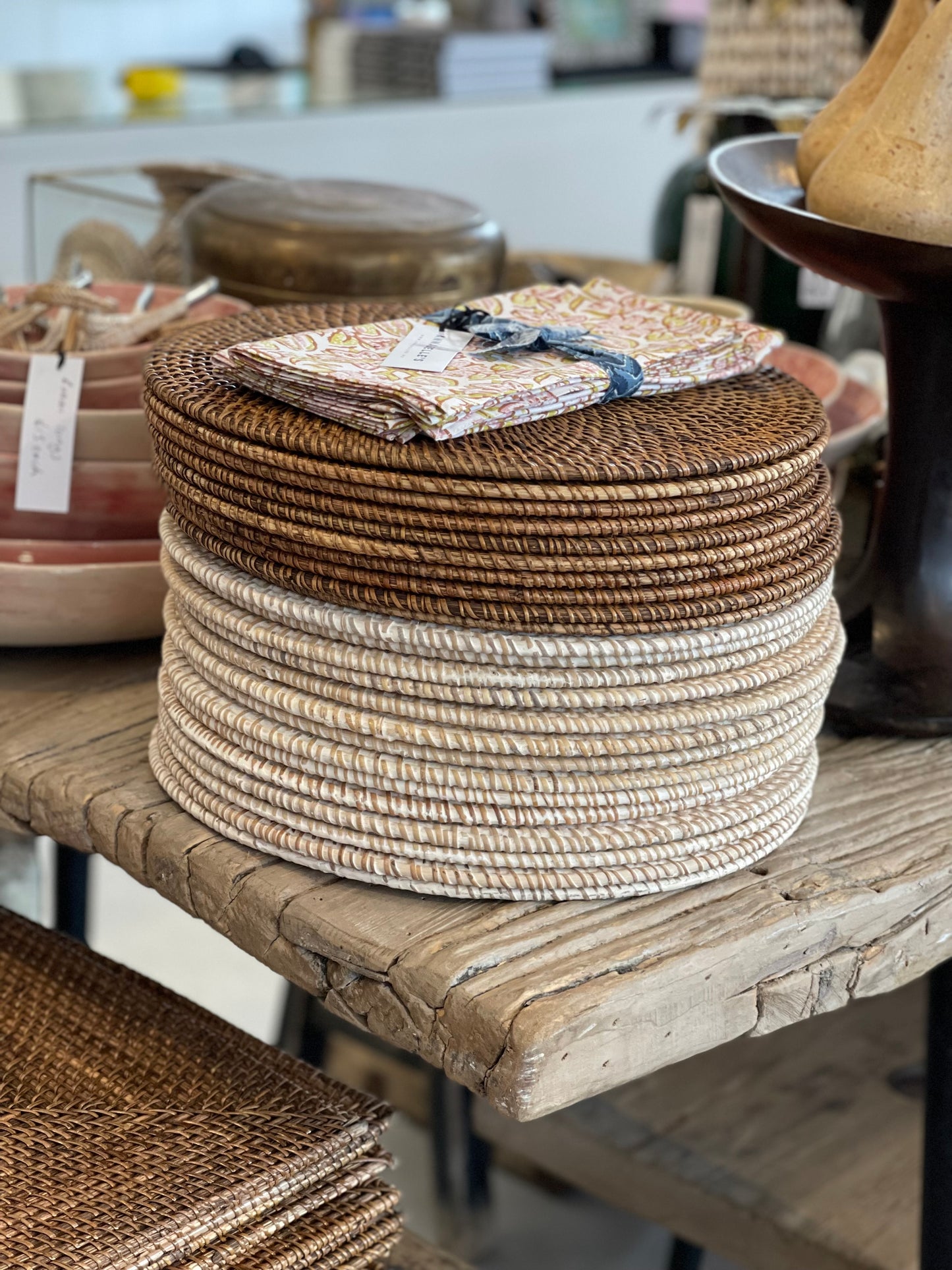 ROUND RATTAN PLACEMAT | WHITEWASH