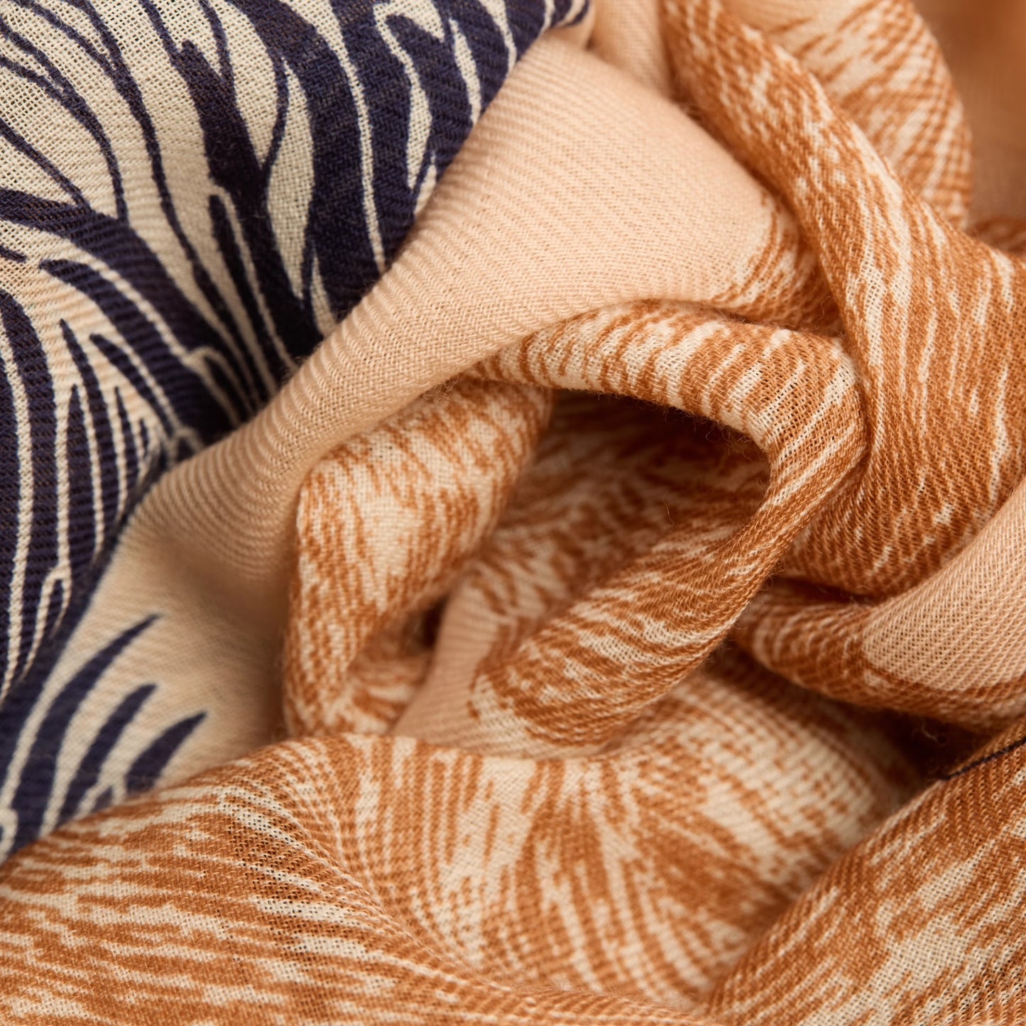 TOU TOU Scarf- NUDE by Inouï Edition