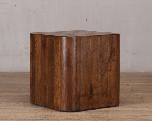 OAK SIDE TABLE