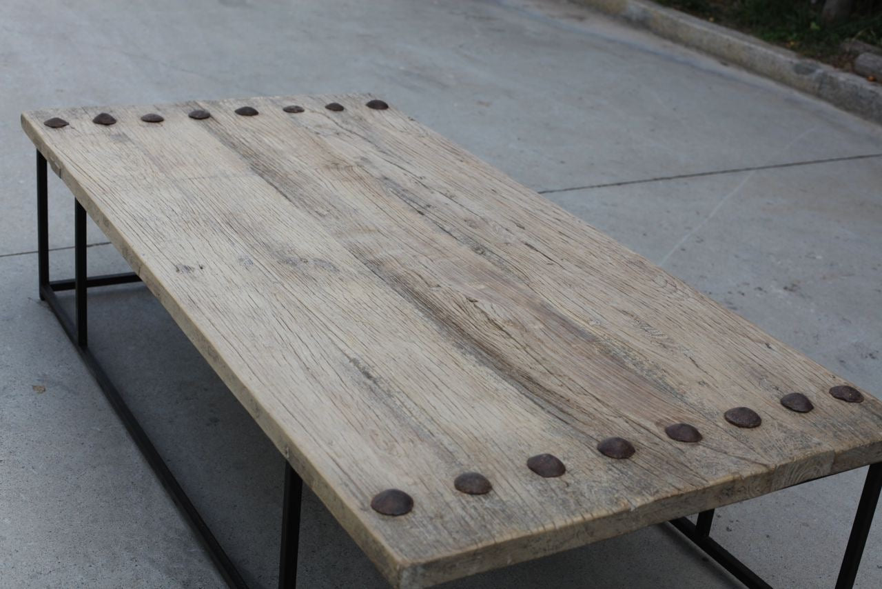 COFFEE TABLE w STEEL LEGS | 1.6M