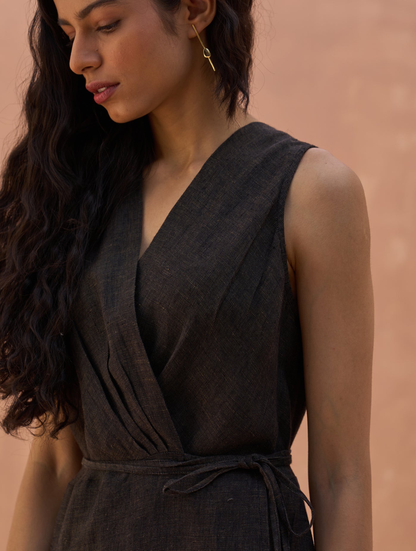 WRAP LINEN DRESS | CHARCOAL