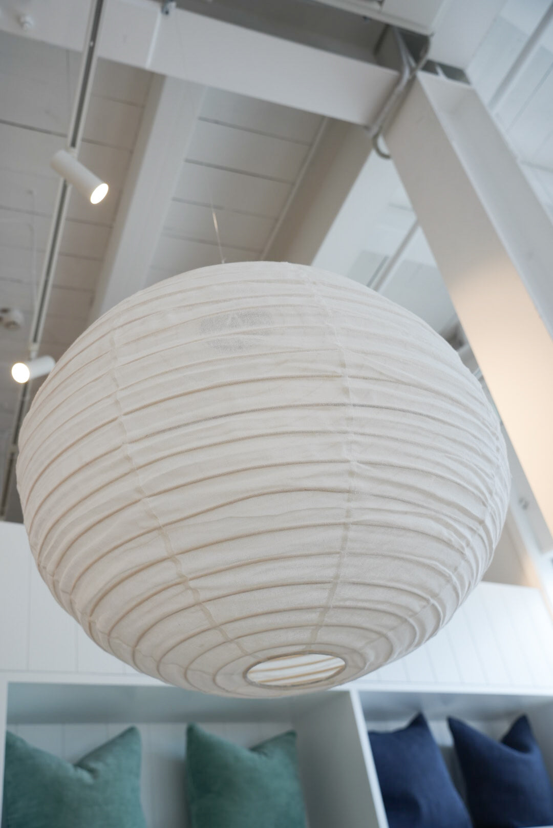 LINEN LIGHT SHADE | ROUND WHITE | LARGE