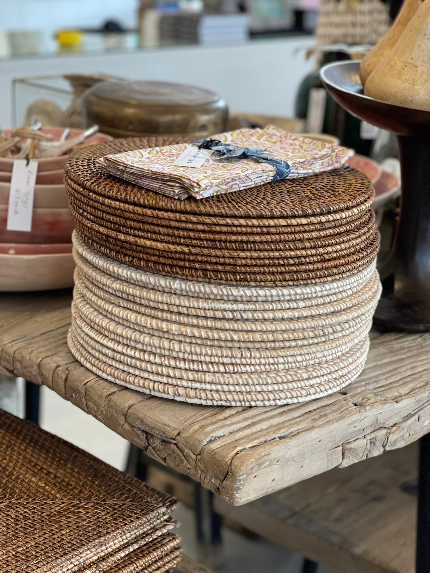 ROUND RATTAN PLACEMAT | NATURAL