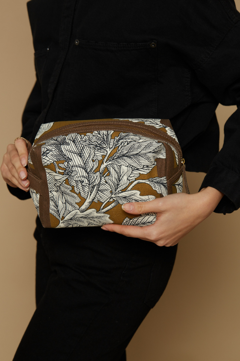 ARCHIMEDE Clutch- BROWN by Inouï Editions